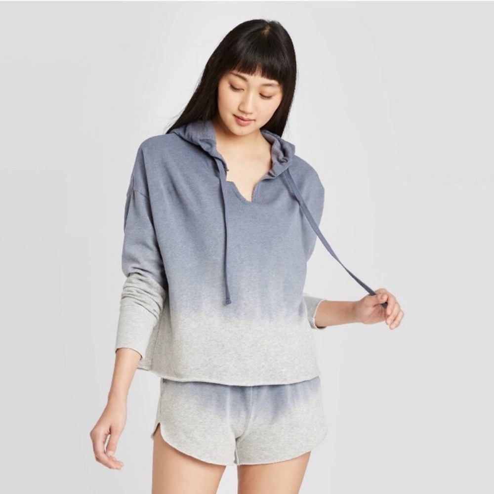 Colsie Blue and Gray Ombré Sweatshirt